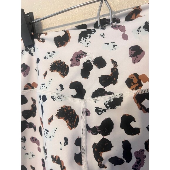 Sage Collective White Leopard animal print full length Leggings Size M - Picture 4 of 5